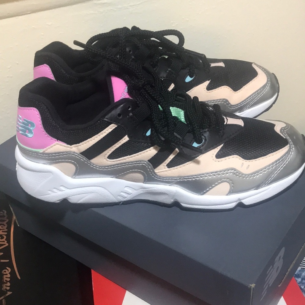 New balance women’s ice cream and metallic sneakers